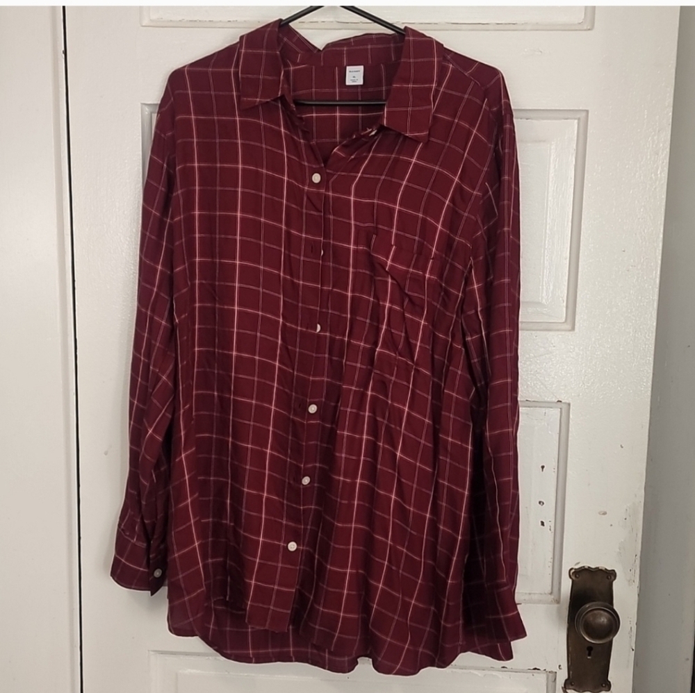 Old Navy Men's Maroon Plaid Button Down Shirt